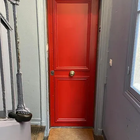 - Louvre & Rivoli Apartmán