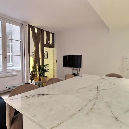 - Louvre & Rivoli Apartmán Paříž